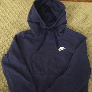 Women’s Nike sweatshirt